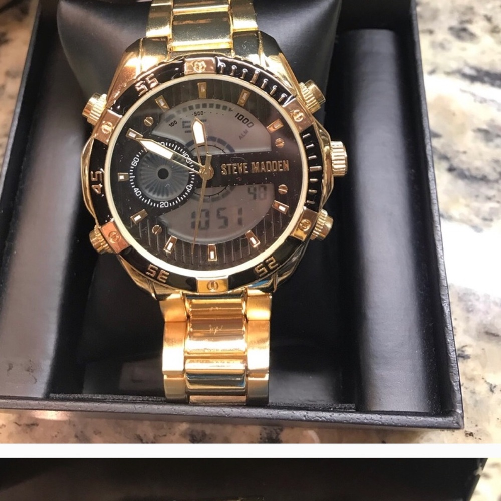 Steve Madden watch